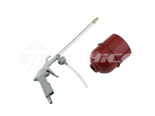 binh xit dau bang hoi binh ve sinh khoang may o to 4