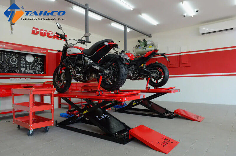 [4+] Nhược Điểm Bàn Nâng Rửa Xe Máy Tự Chế | Bạn Cần Phải Biết