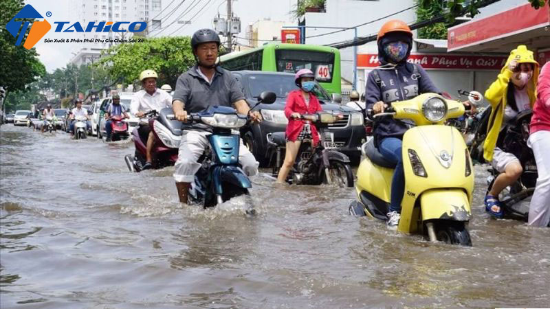 Nước Vào Lọc Gió Xe Máy Có Sao Không